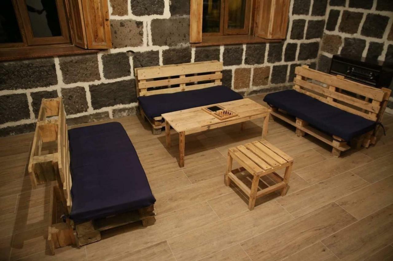 Guesthouse Emma Gjumri Exterior foto